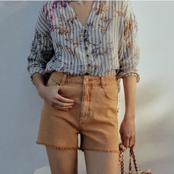 NWT Anthropologie Pilcro Ultra High Rise Slim Denim Jean Shorts Raw Hem size 30 - Picture 2 of 11